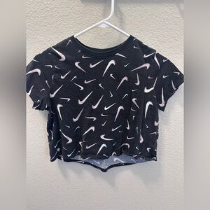 Nike Kids Black Cropped Tee with White and Gray  Swoosh Pattern